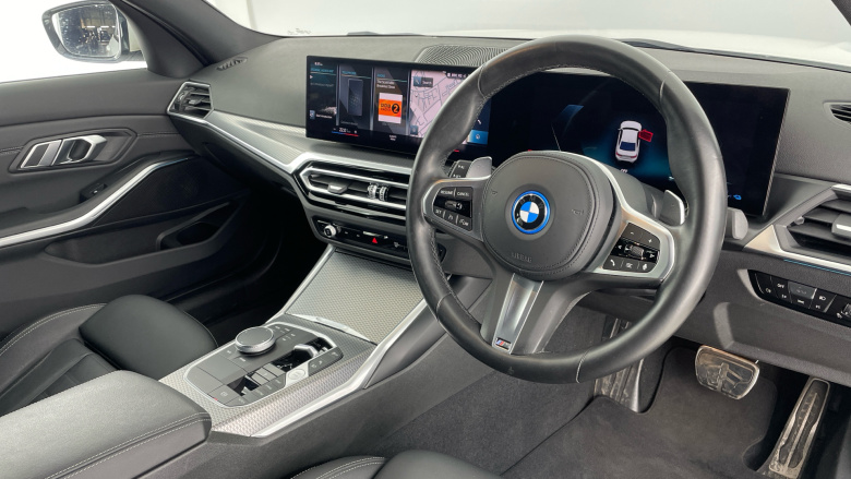 BMW 3 Series 330e M Sport 4dr Step Auto Saloon